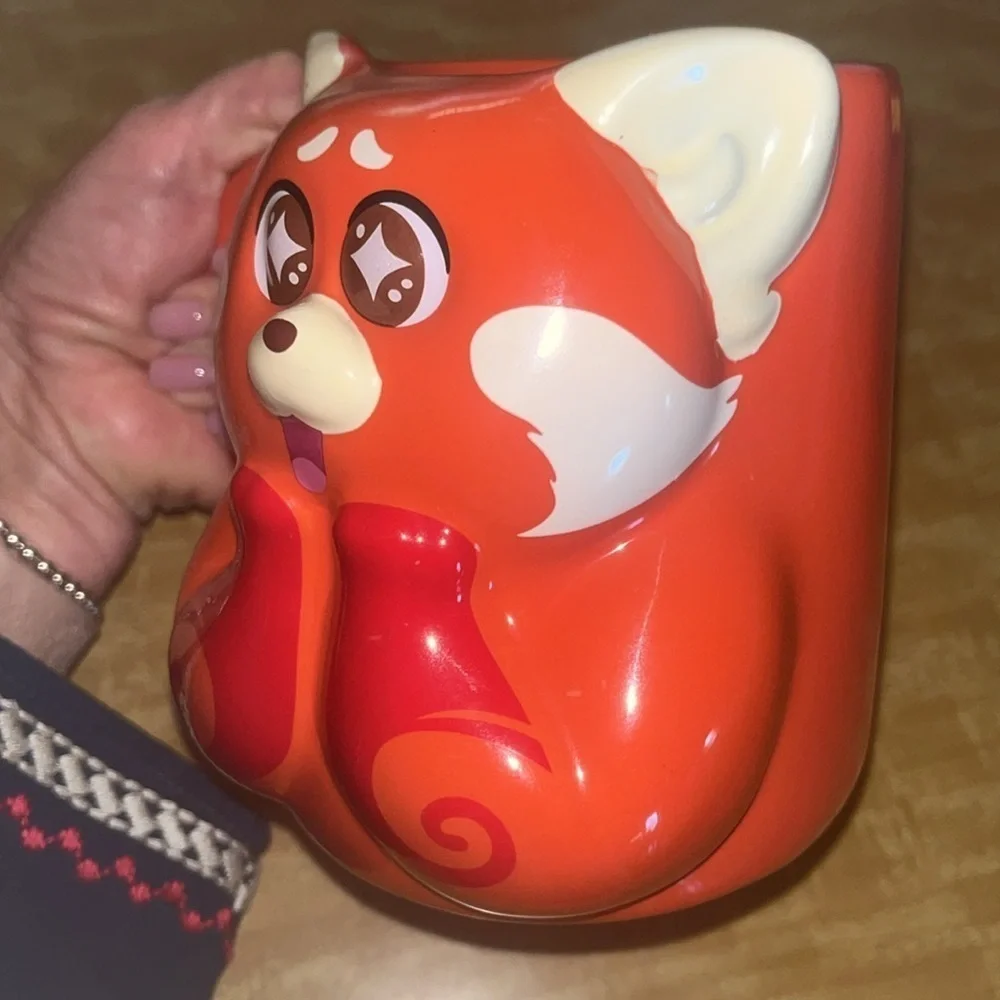 Disney Red Panda large 37oz stoneware Mug